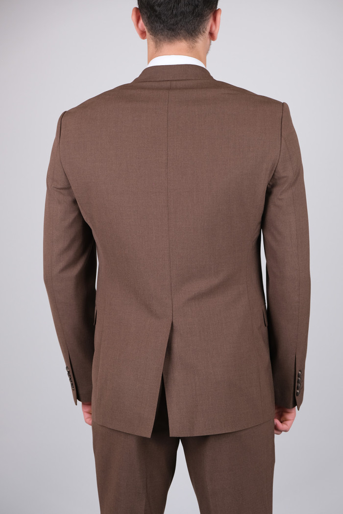 Slim Fit Erkek Sivri Yaka Yeleksiz Klasik Takım Elbise Kahverengi