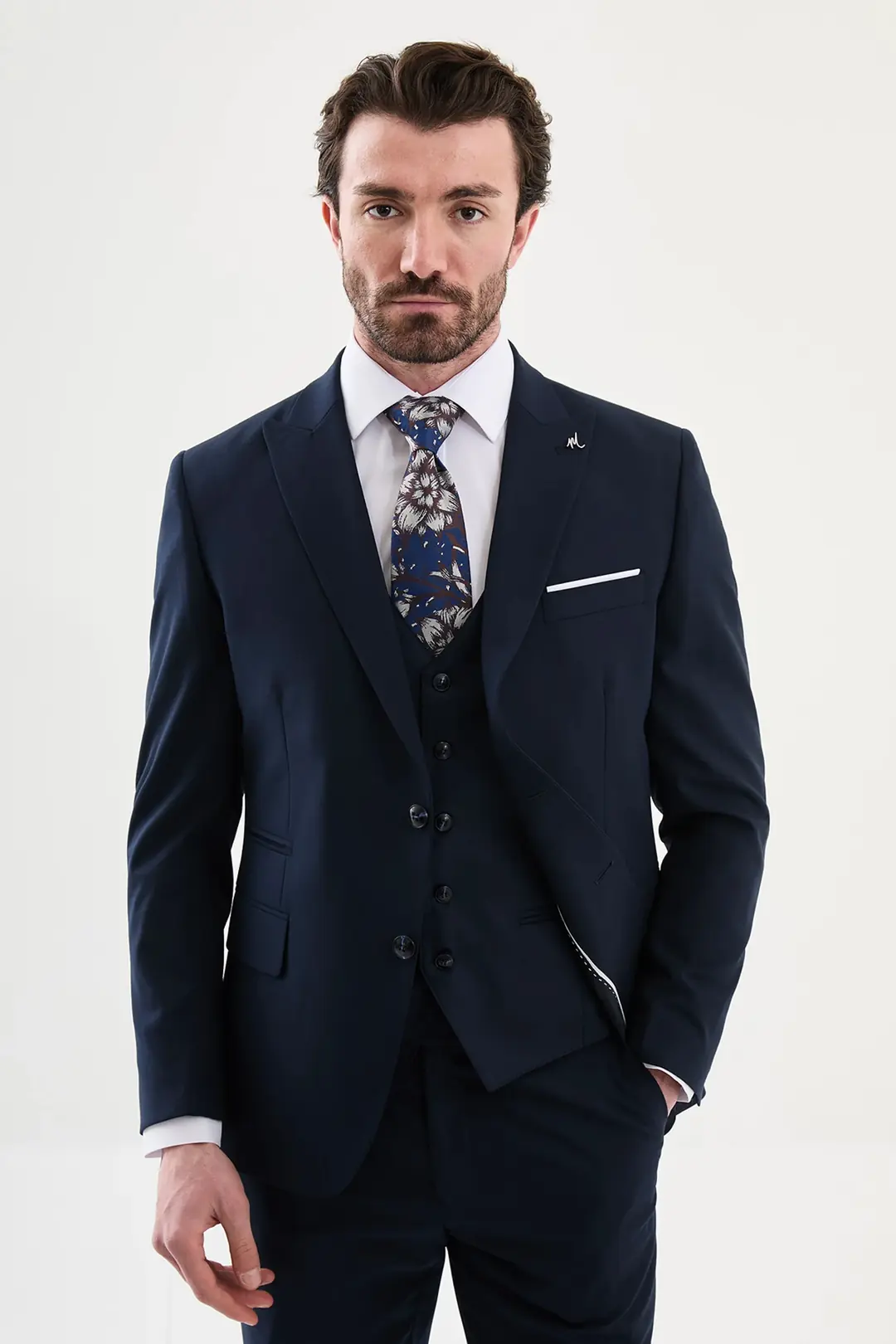 Slim Fit Erkek Sivri Yaka Yelekli Çift Düğme Takım Elbise 5