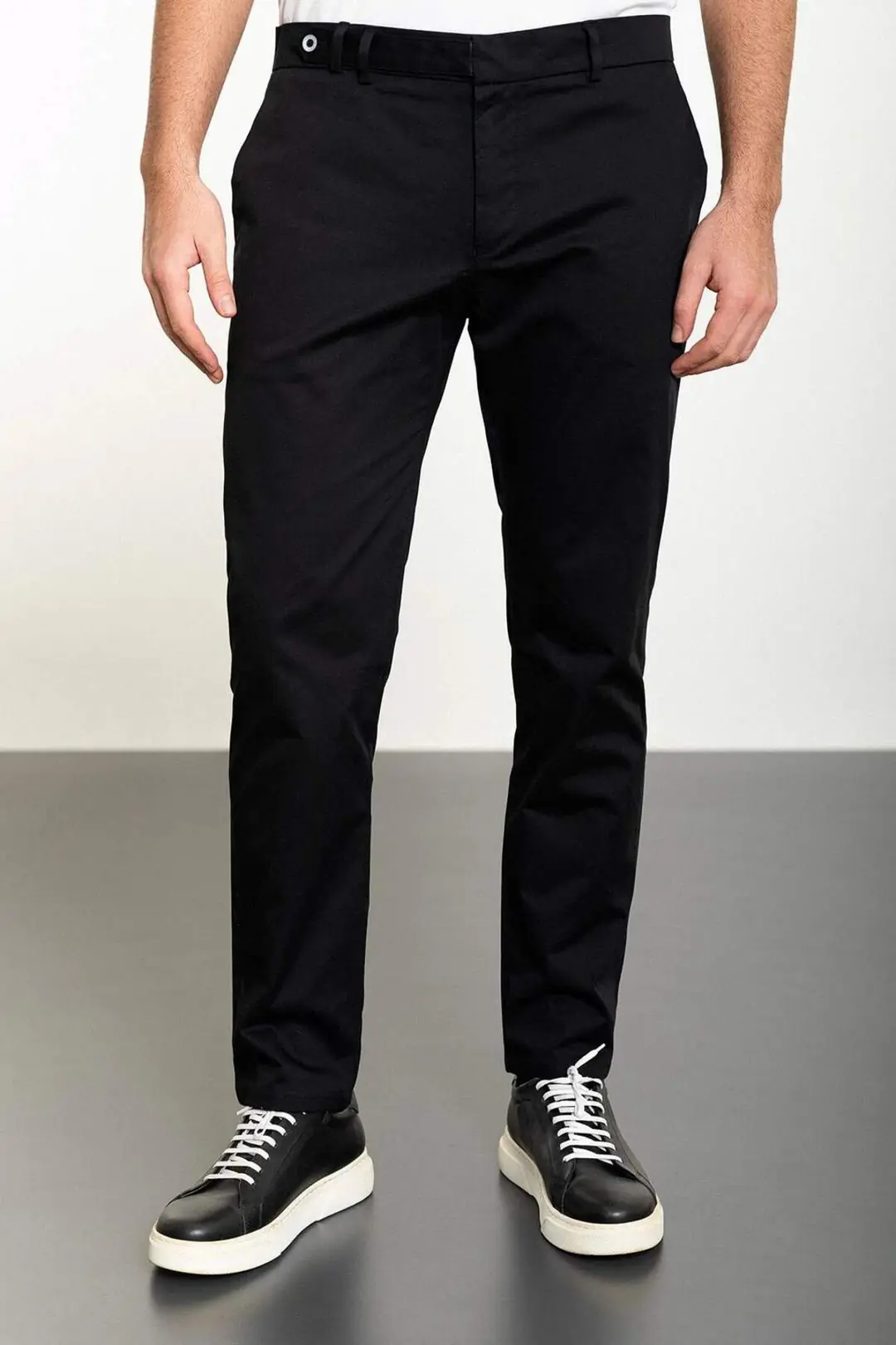 Slim Fit Erkek Kemerli Bel Havuç Kesim Spor Pantolon - SİYAH