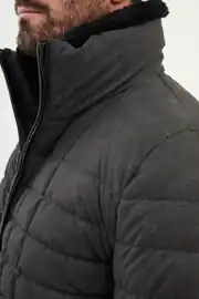 Slim Fit Erkek Fermuarlı Cepli Kürk Boyunlu Yarı Parlak  Şişme Mont 4