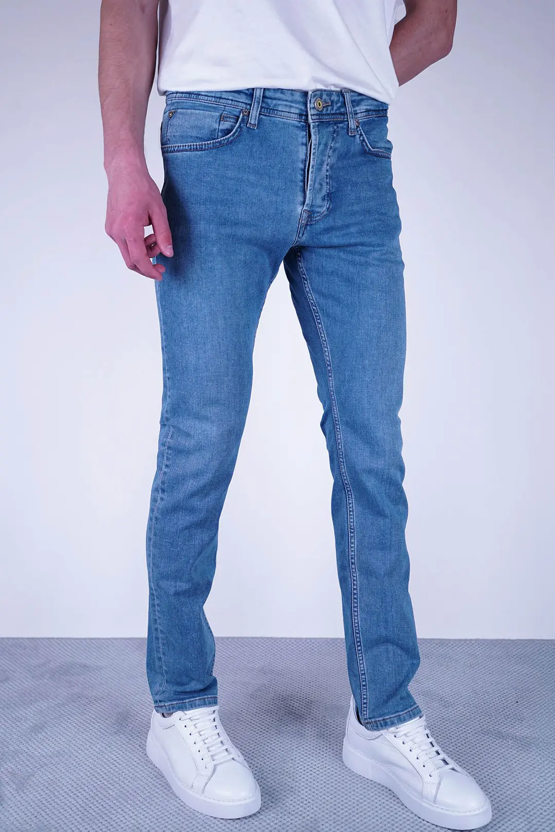 Slim Fit Erkek Taşlamalı Beş Cep Kot Pantolon