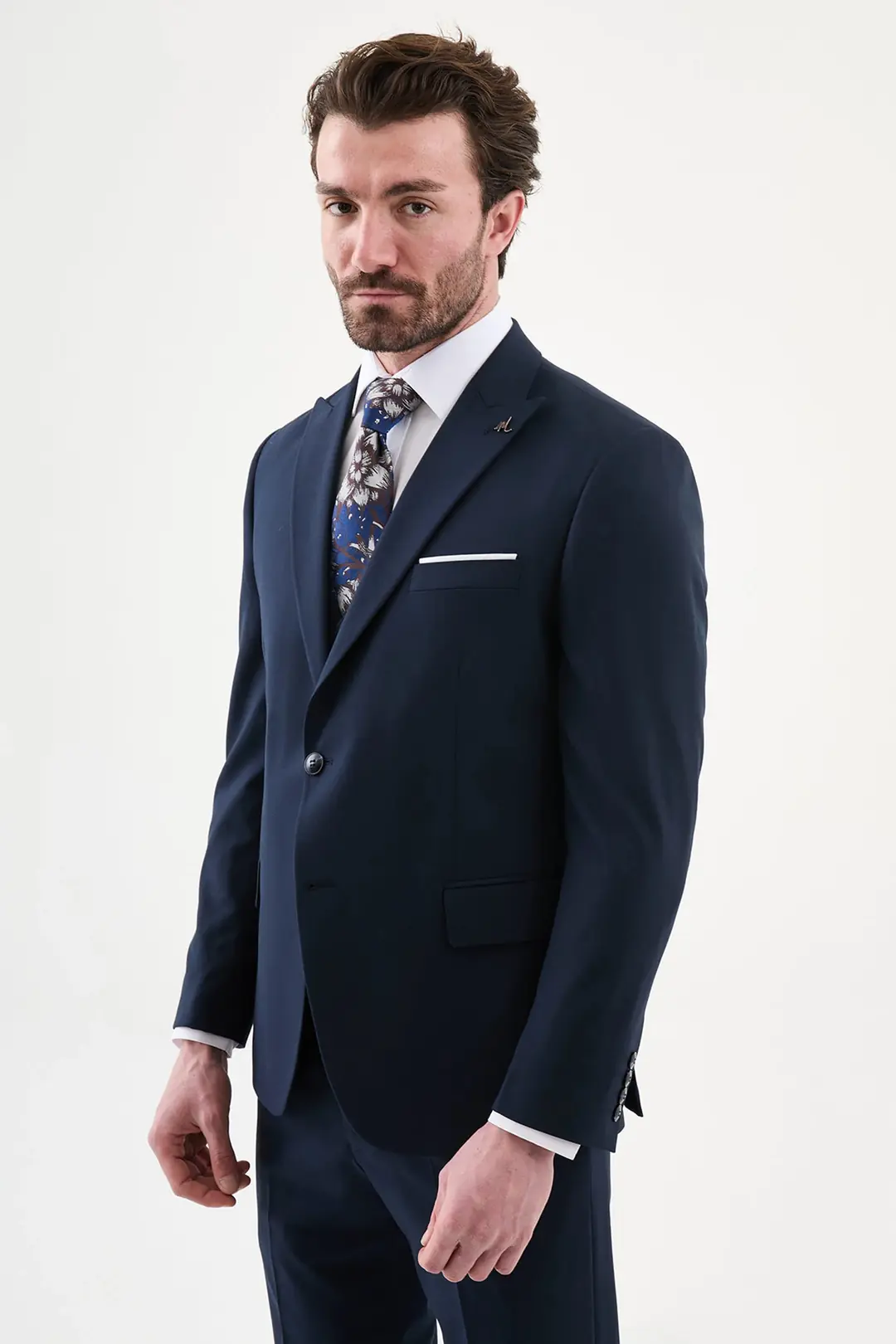 Slim Fit Erkek Sivri Yaka Yelekli Çift Düğme Takım Elbise 4